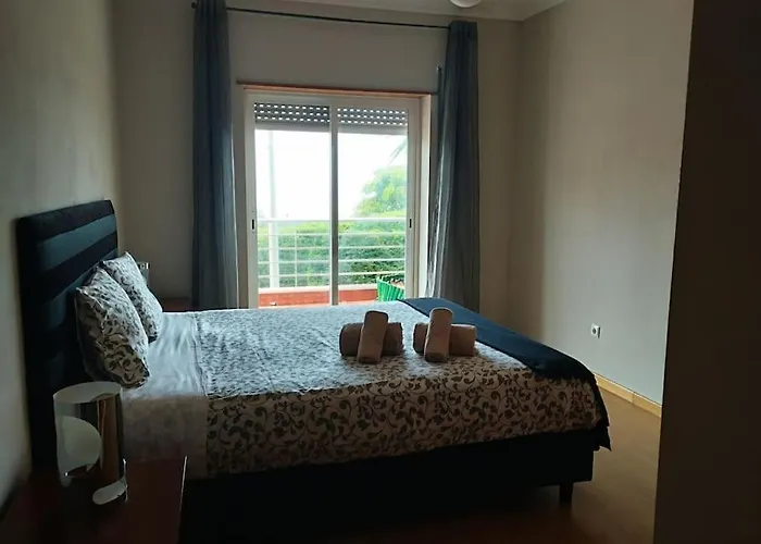 Com Piscina 公寓 埃里塞拉